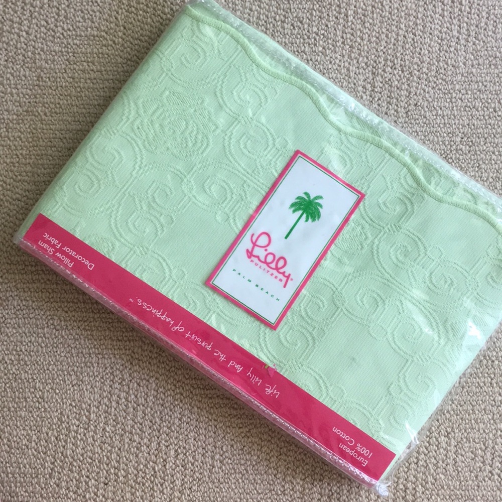 Lilly Pulitzer Green 2 26x26 European Pillow Sham